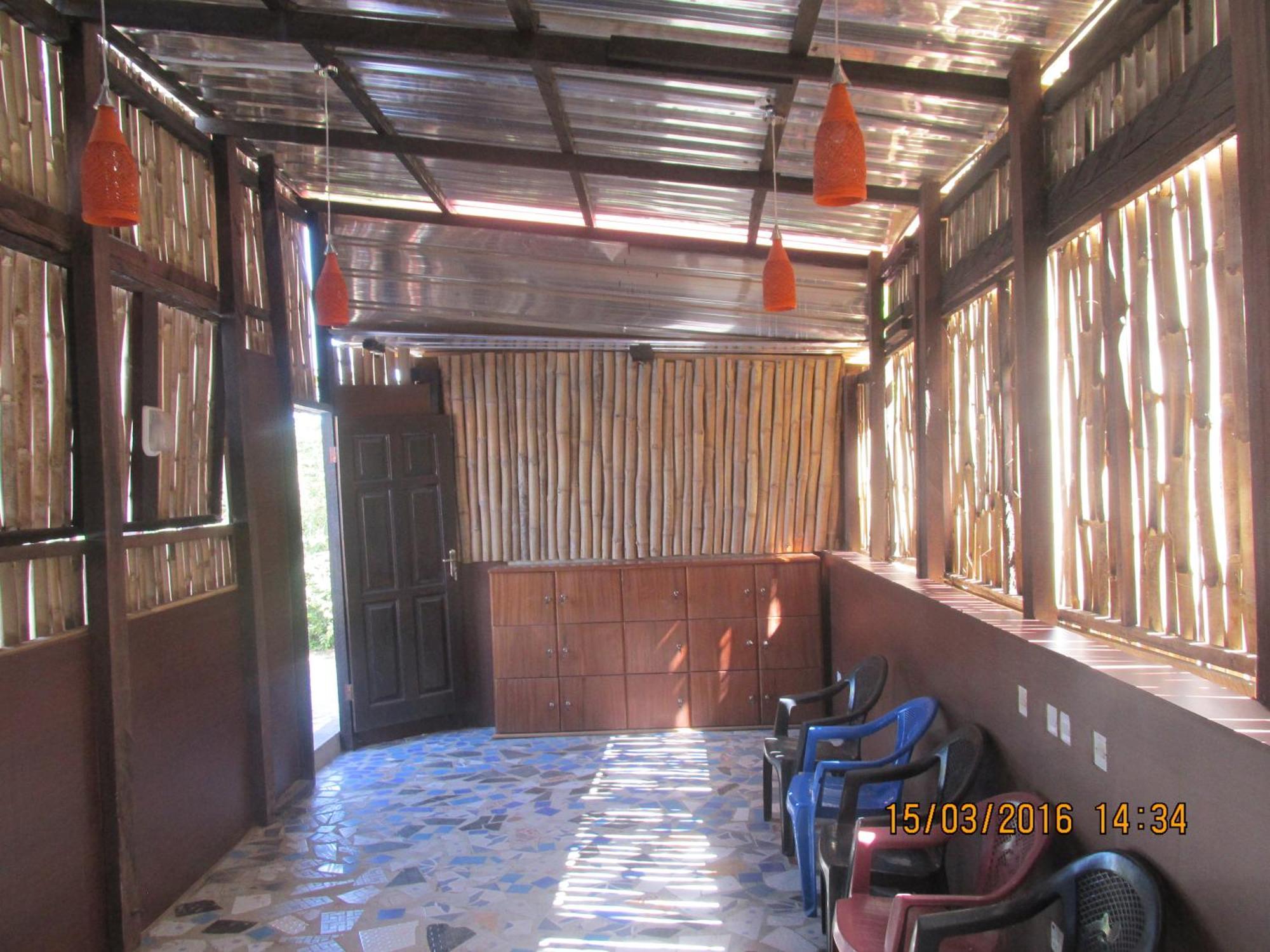 Jamaica Inn Guest House Botianaw Exterior foto