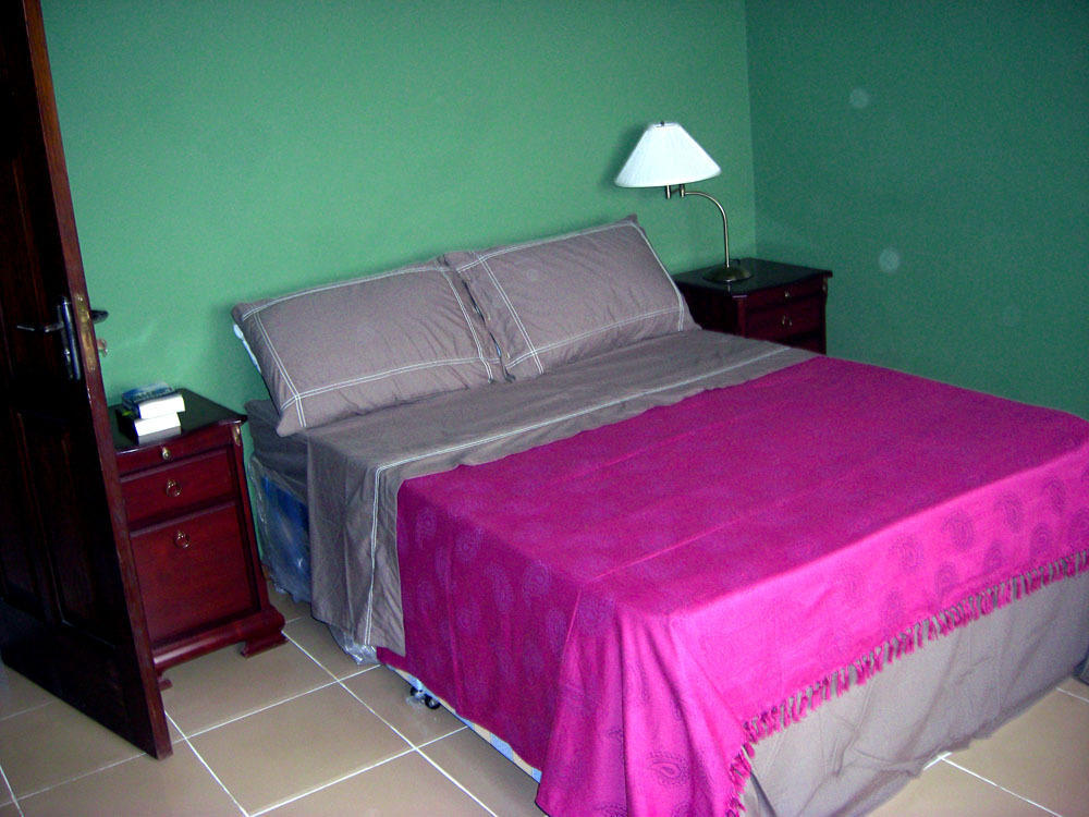 Jamaica Inn Guest House Botianaw Habitación foto